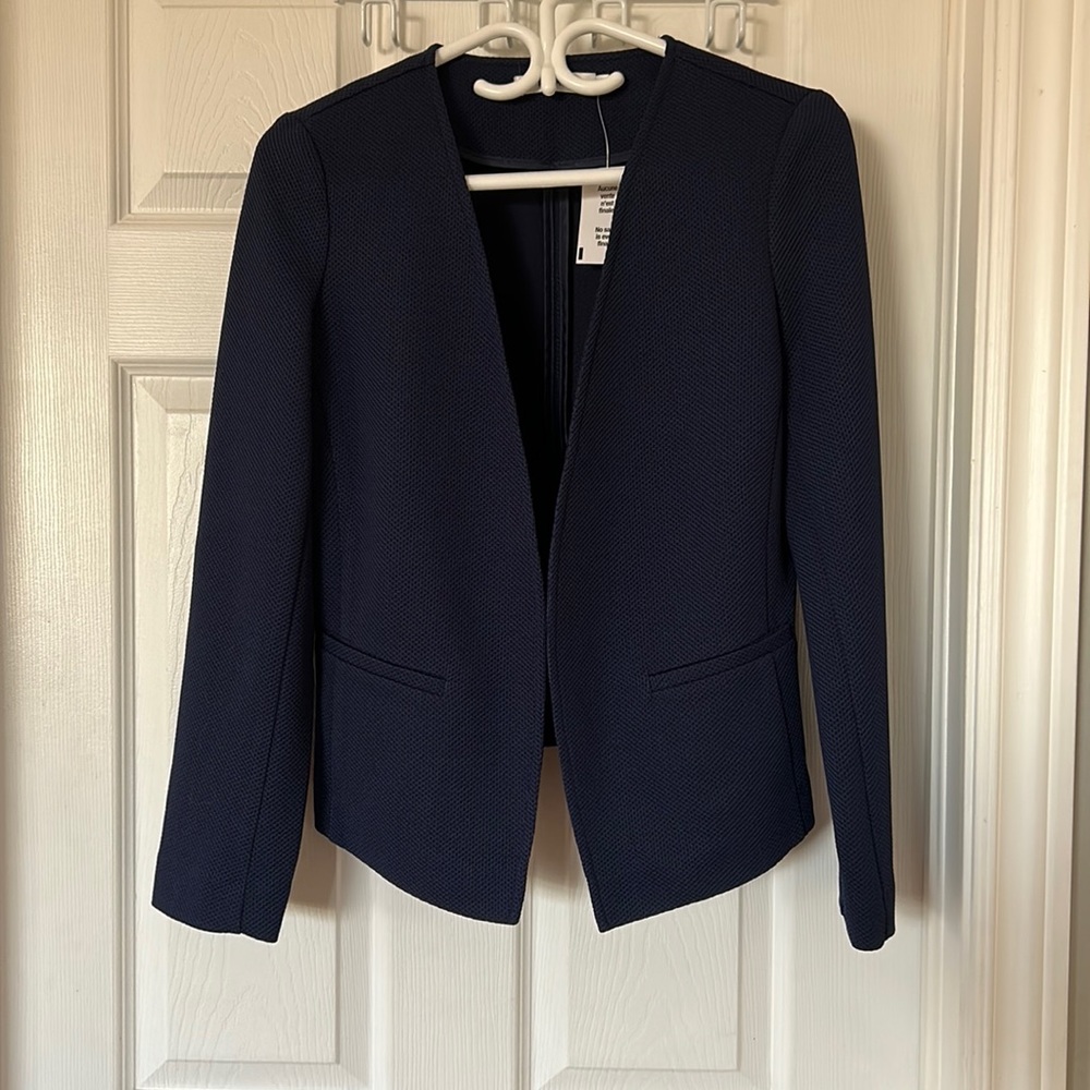 Navy cropped style blazer